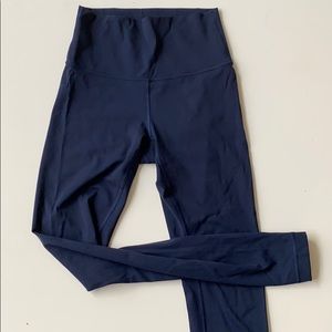 Lululemon Navy Blue Wunder Under Leggings